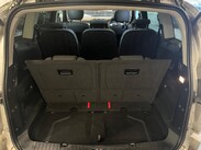 Ford S-Max 2.0 TDCi Titanium Euro 5 5dr 21