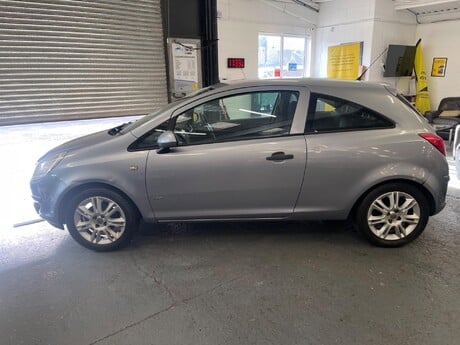 Vauxhall Corsa 1.2i 16v Life 3dr 8