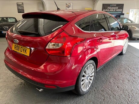 Ford Focus 1.6T EcoBoost Titanium X Euro 5 (s/s) 5dr 4