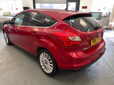 Ford Focus 1.6T EcoBoost Titanium X Euro 5 (s/s) 5dr 4