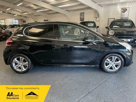 Peugeot 208 1.6 e-HDi Allure Euro 5 (s/s) 5dr 7