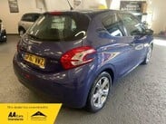 Peugeot 208 1.2 VTi Active Euro 5 3dr 8