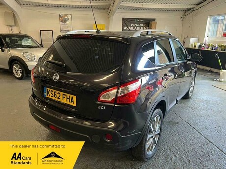 Nissan Qashqai 1.5 dCi Tekna 2WD Euro 5 5dr (AVM) 8