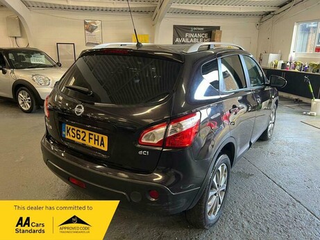 Nissan Qashqai 1.5 dCi Tekna 2WD Euro 5 5dr (AVM) 4