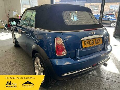 Mini Convertible 1.6 Cooper Euro 4 2dr 7