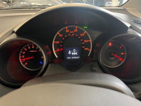 Honda Jazz 1.2 i-VTEC S Euro 5 5dr (A/C) 21