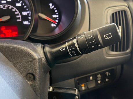 Kia Rio 1.4 2 Euro 5 3dr 17