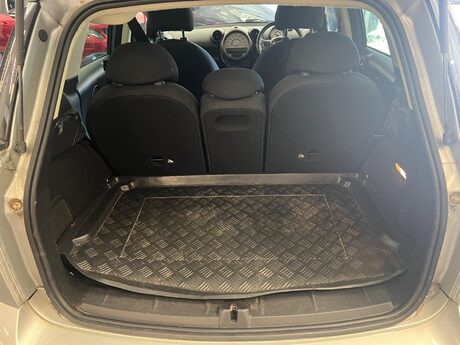 Mini Countryman 1.6 Cooper Euro 5 (s/s) 5dr 22