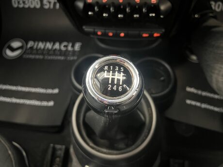 Mini Countryman 1.6 Cooper Euro 5 (s/s) 5dr 11