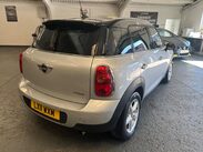 Mini Countryman 1.6 Cooper Euro 5 (s/s) 5dr 8