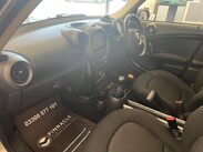 Mini Countryman 1.6 Cooper Euro 5 (s/s) 5dr 9