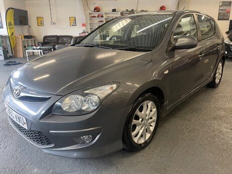 Hyundai i30 1.6 CRDi Comfort Auto Euro 4 5dr 2