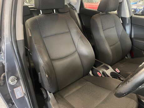 Hyundai i30 1.6 CRDi Comfort Auto Euro 4 5dr 12