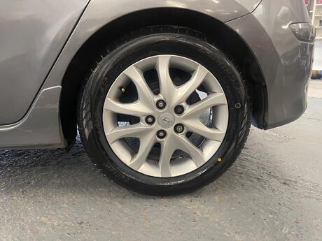 Hyundai i30 1.6 CRDi Comfort Auto Euro 4 5dr 22