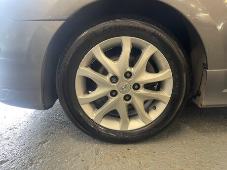 Hyundai i30 1.6 CRDi Comfort Auto Euro 4 5dr 23