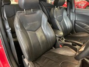 Hyundai Veloster 1.6 GDi Sport Euro 5 4dr 16