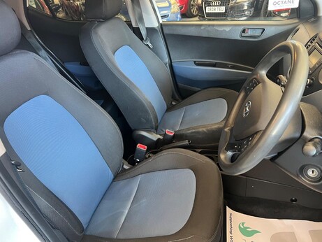Hyundai i10 1.0 SE Euro 5 5dr 8