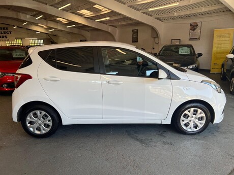 Hyundai i10 1.0 SE Euro 5 5dr 7
