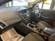 Ford Focus 1.0T EcoBoost Titanium Euro 5 (s/s) 5dr 10