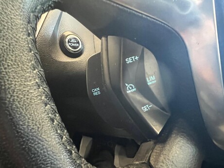 Ford Focus 1.0T EcoBoost Titanium Euro 5 (s/s) 5dr 11