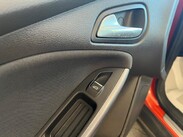Ford Focus 1.0T EcoBoost Titanium Euro 5 (s/s) 5dr 19