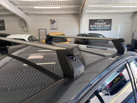 Ford S-Max 2.0 Titanium 5dr 39