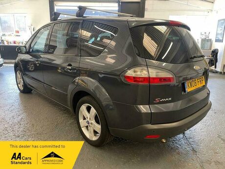 Ford S-Max 2.0 Titanium 5dr 4