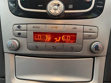 Ford S-Max 2.0 Titanium 5dr 18