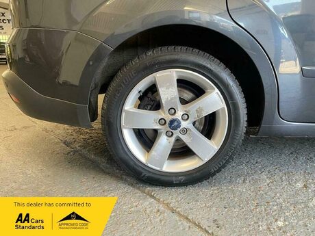 Ford S-Max 2.0 Titanium 5dr 24