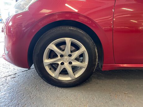 Peugeot 208 1.2 VTi PureTech Style Euro 6 3dr 24