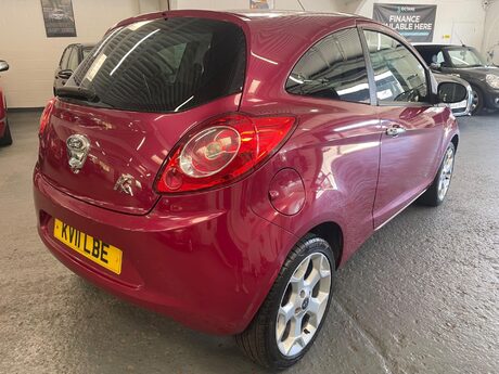 Ford Ka 1.2 Titanium Euro 4 3dr 8