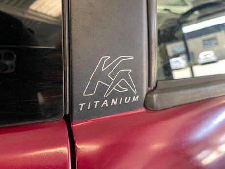 Ford Ka 1.2 Titanium Euro 4 3dr 29