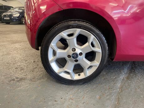 Ford Ka 1.2 Titanium Euro 4 3dr 18