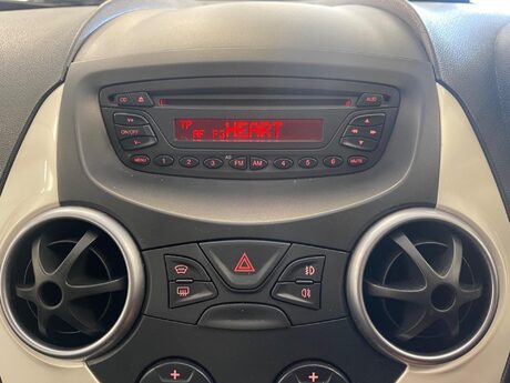 Ford Ka 1.2 Titanium Euro 4 3dr 27