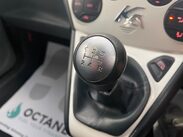 Ford Ka 1.2 Titanium Euro 4 3dr 11