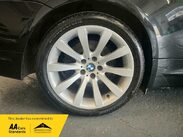 BMW 6 Series 4.8 650i V8 Sport Auto Euro 4 2dr 32