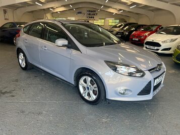Ford Focus 1.0T EcoBoost Zetec Euro 5 (s/s) 5dr