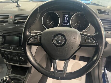Skoda Yeti 2.0 TDI SE Outdoor Euro 5 5dr 32
