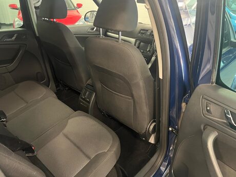 Skoda Yeti 2.0 TDI SE Outdoor Euro 5 5dr 14