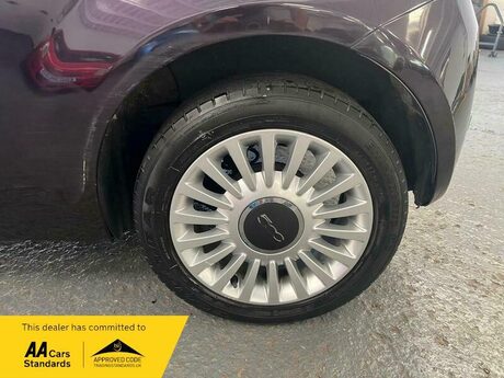 Fiat 500 0.9 TwinAir Lounge Euro 5 (s/s) 3dr 21