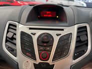 Ford Fiesta 1.4 TDCi Zetec 5dr 23