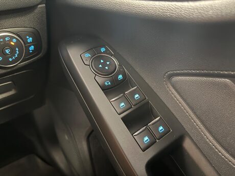 Ford Focus 1.0T EcoBoost ST-Line X Euro 6 (s/s) 5dr 36