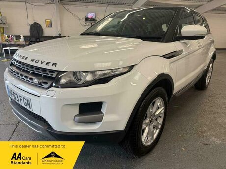 Land Rover Range Rover Evoque 2.2 SD4 Pure 4WD Euro 5 (s/s) 5dr 3