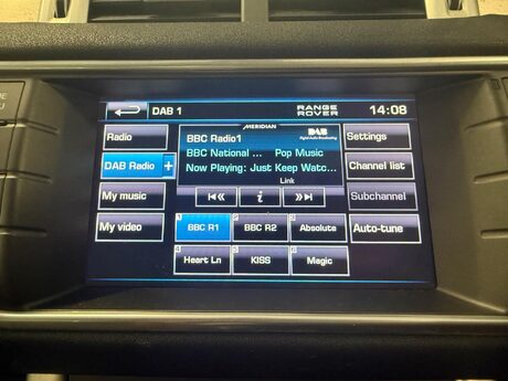 Land Rover Range Rover Evoque 2.2 SD4 Pure 4WD Euro 5 (s/s) 5dr 32