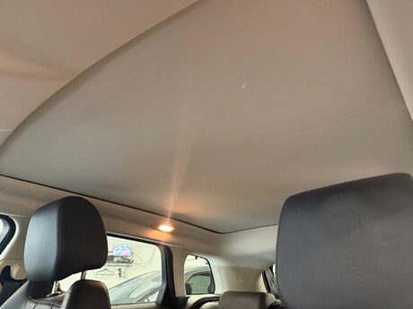 Land Rover Range Rover Evoque 2.2 SD4 Pure 4WD Euro 5 (s/s) 5dr 39