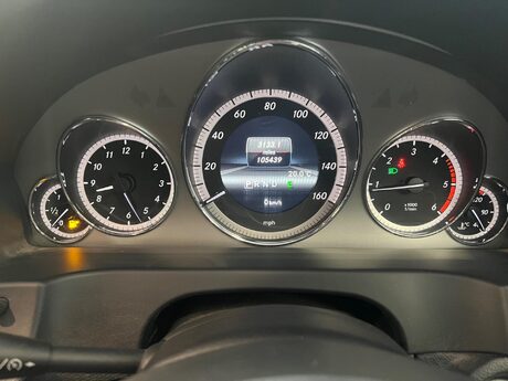 Mercedes-Benz E Class 2.1 E220 CDI BlueEfficiency Sport Cabriolet G-Tronic+ Euro 5 (s/s) 2dr 42