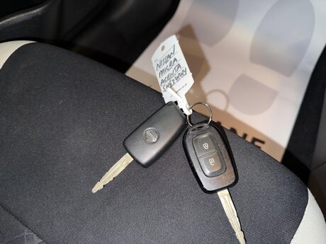 Nissan MICRA 1.0 Acenta Euro 6 5dr 21