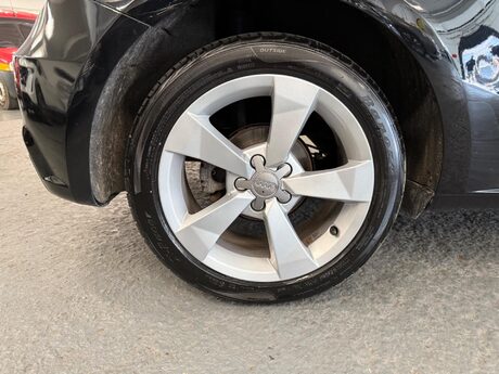 Audi A1 1.0 TFSI Sport Euro 6 (s/s) 3dr 23