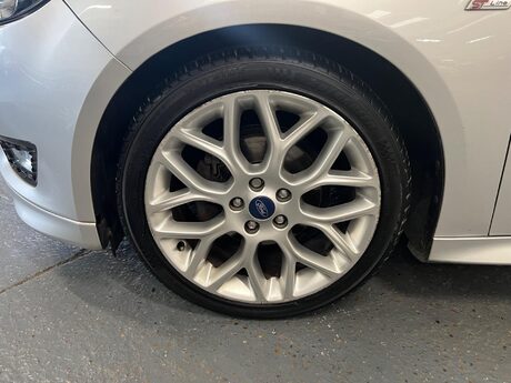 Ford Focus 1.0T EcoBoost ST-Line Euro 6 (s/s) 5dr 22