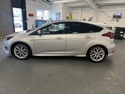 Ford Focus 1.0T EcoBoost ST-Line Euro 6 (s/s) 5dr 5
